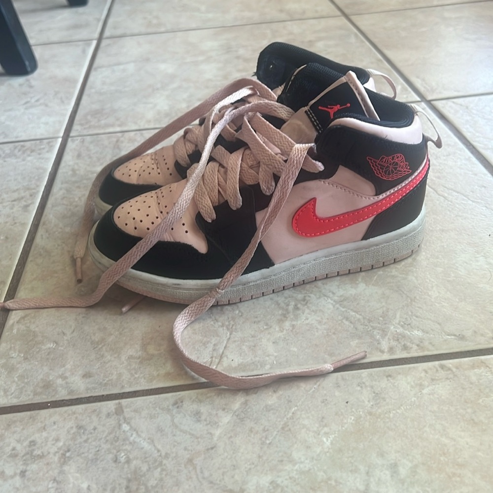 NIKE Kids Jordan 1